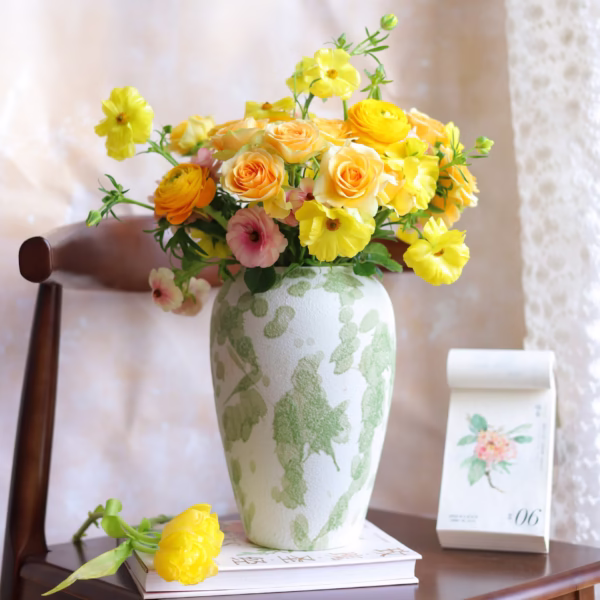 Bình wabi sabi đốm xanh (gốm mộc)