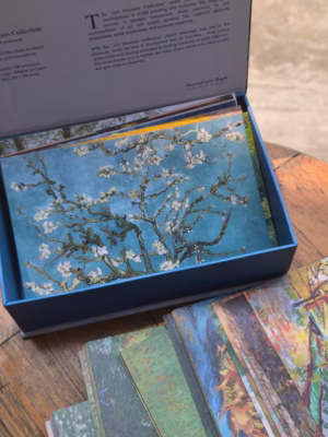 Box Set Postcard Vangogh