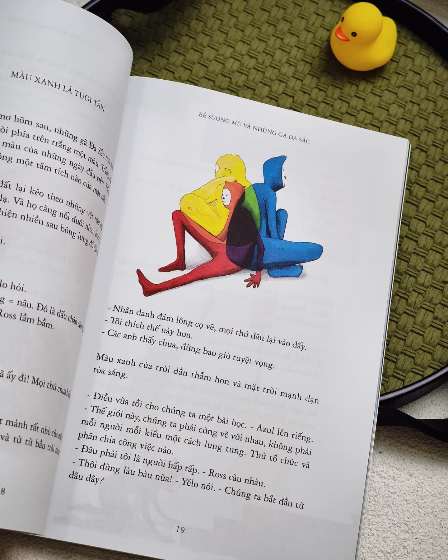 Bé Sương Mù và những gã Đa Sắc
