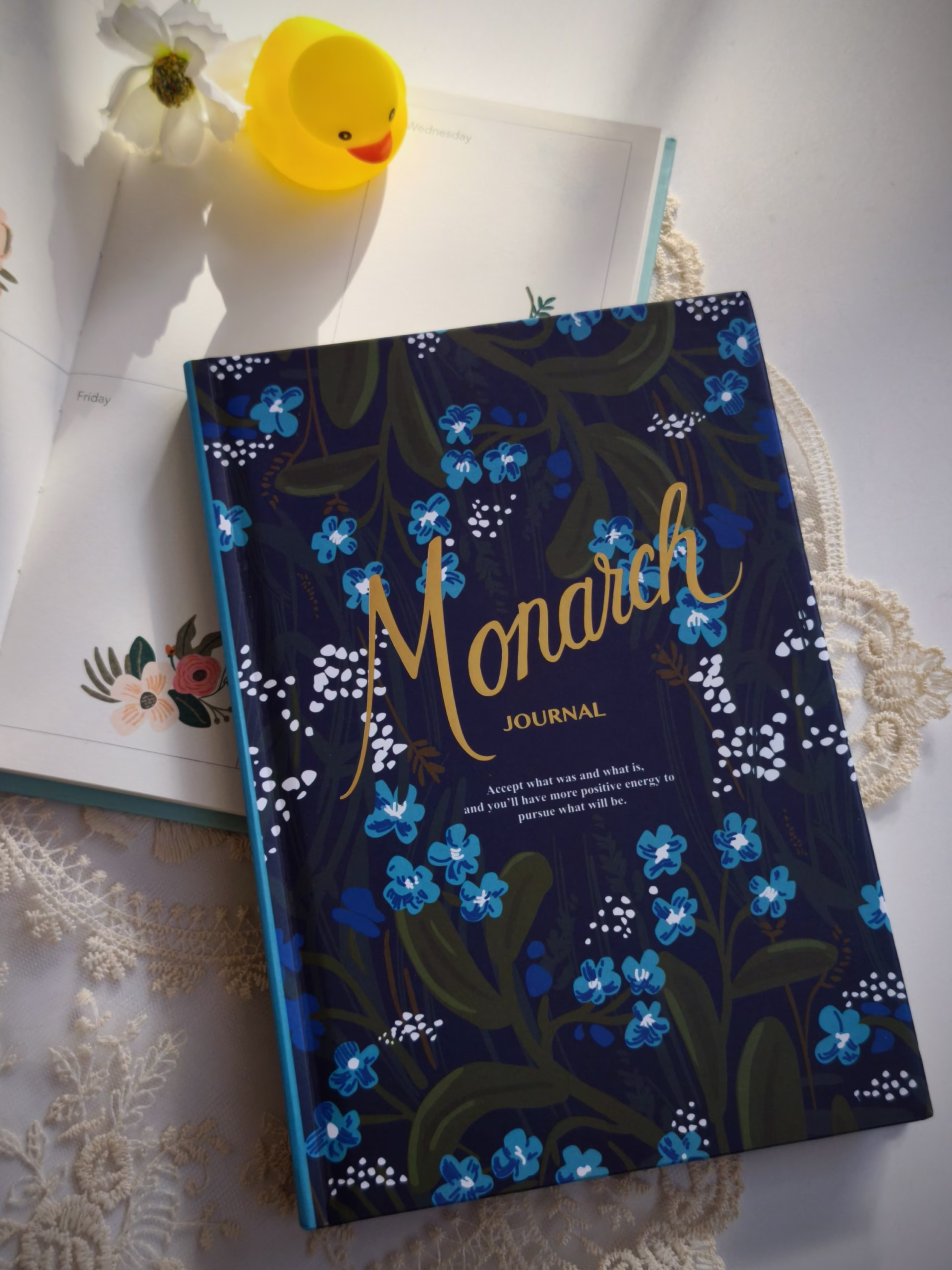 Sổ planner hoa Monarch