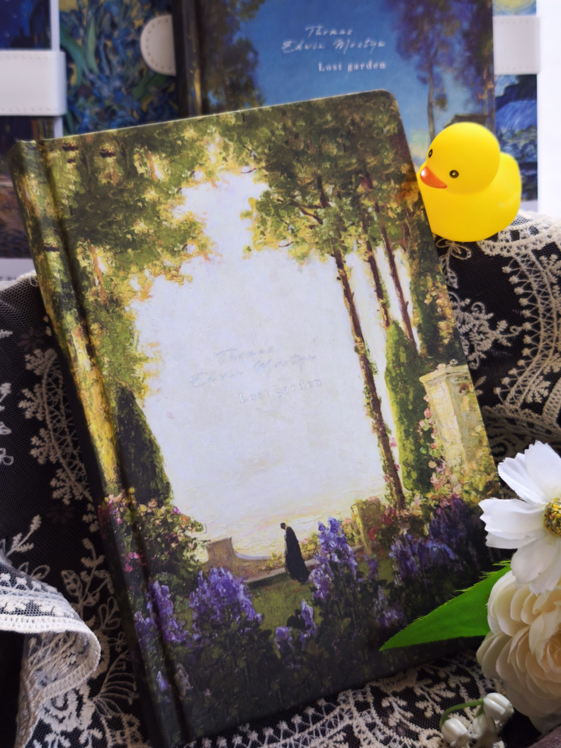 Sổ tranh Thomas Edwin - Lost garden series