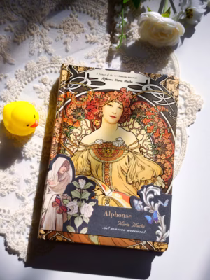 Sổ ép kim nữ thần của Mucha - Daydream (Rêverie)