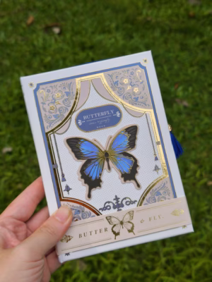 Sổ tranh nền ép nhũ kim Butterfly - Trắng