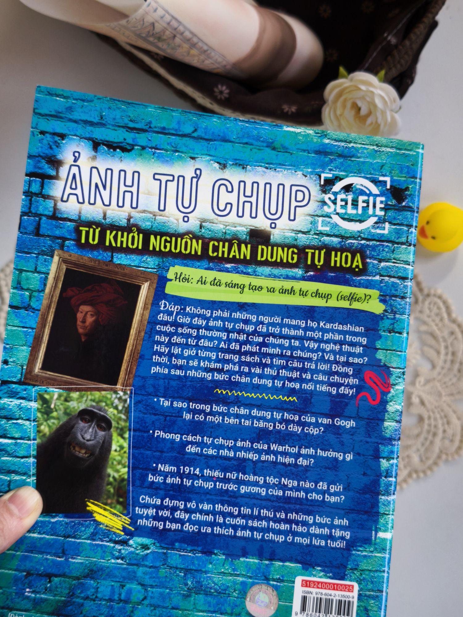 Ảnh tự chụp_Selfie: Từ khởi nguồn chân dung tự hoạ