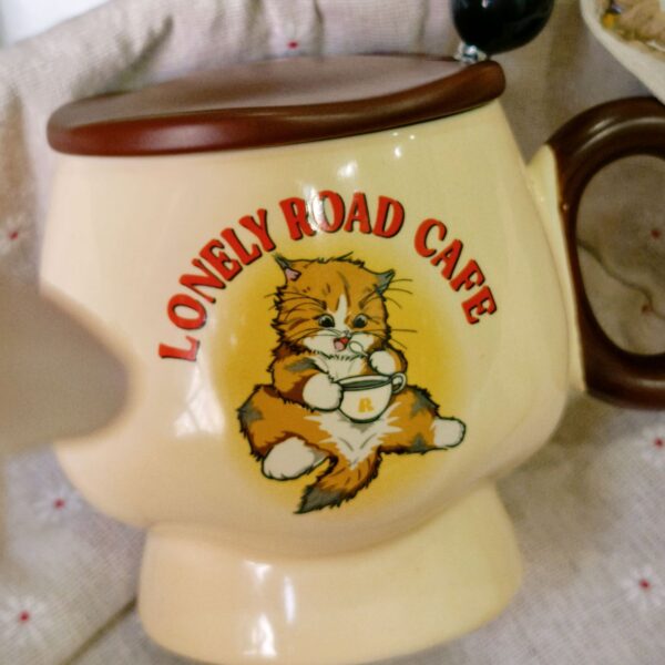 Cốc Lovely Road Cafe