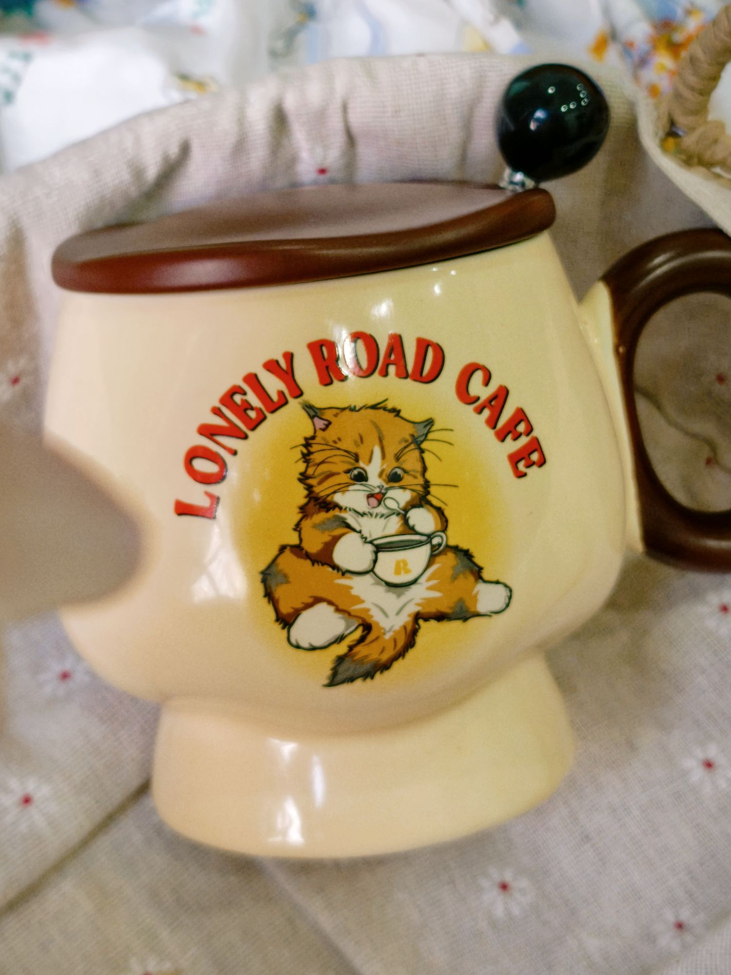 Cốc Lovely Road Cafe