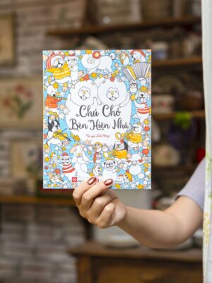Chú chó bên hiên nhà
